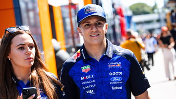 Hadjar snapt niets van motorclaim Red Bull: "Checkte even of we die races hadden gewonnen"