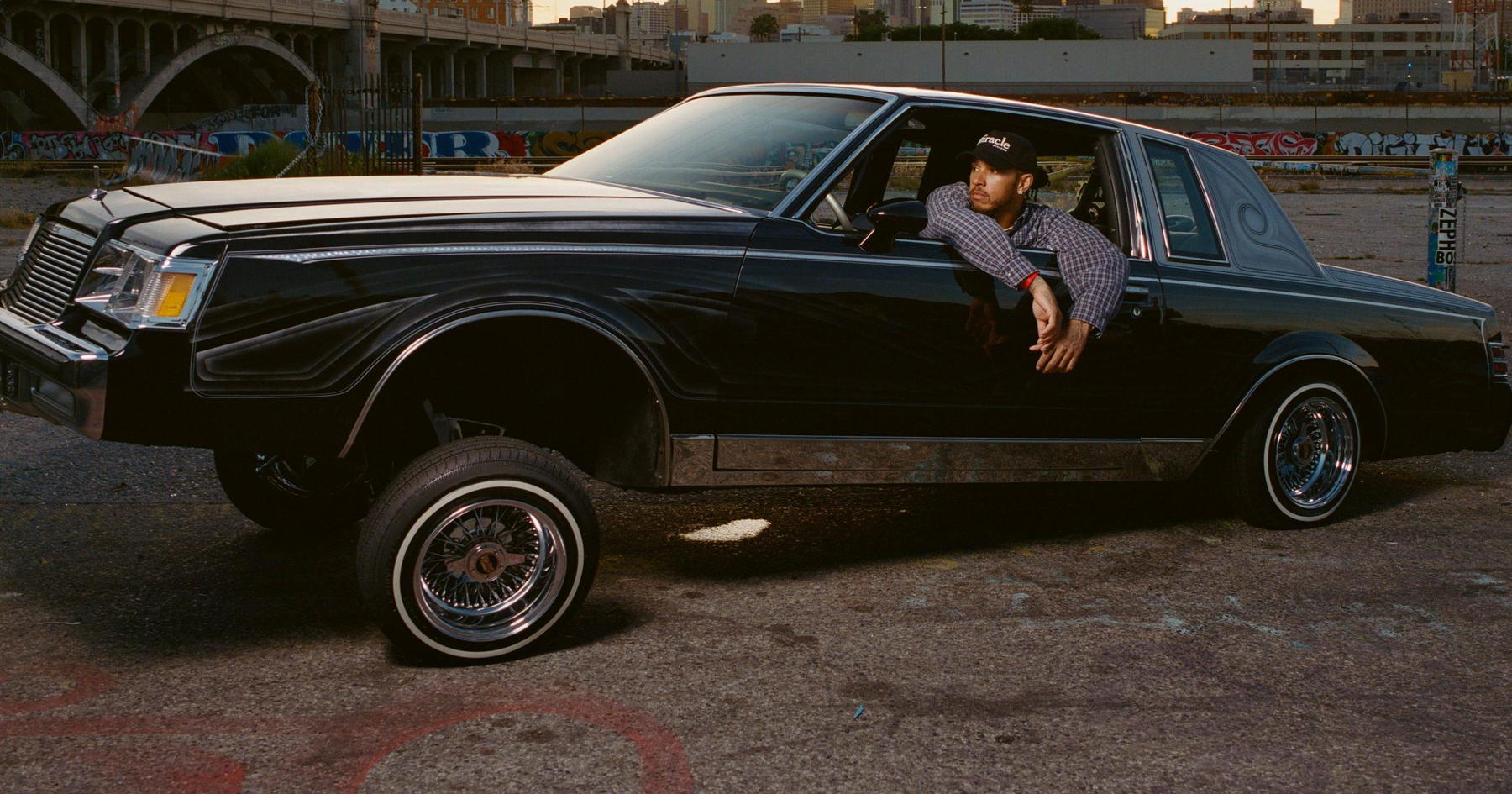 Lewis Hamilton trades Ferrari for cultural icon: 'This is crazy!'