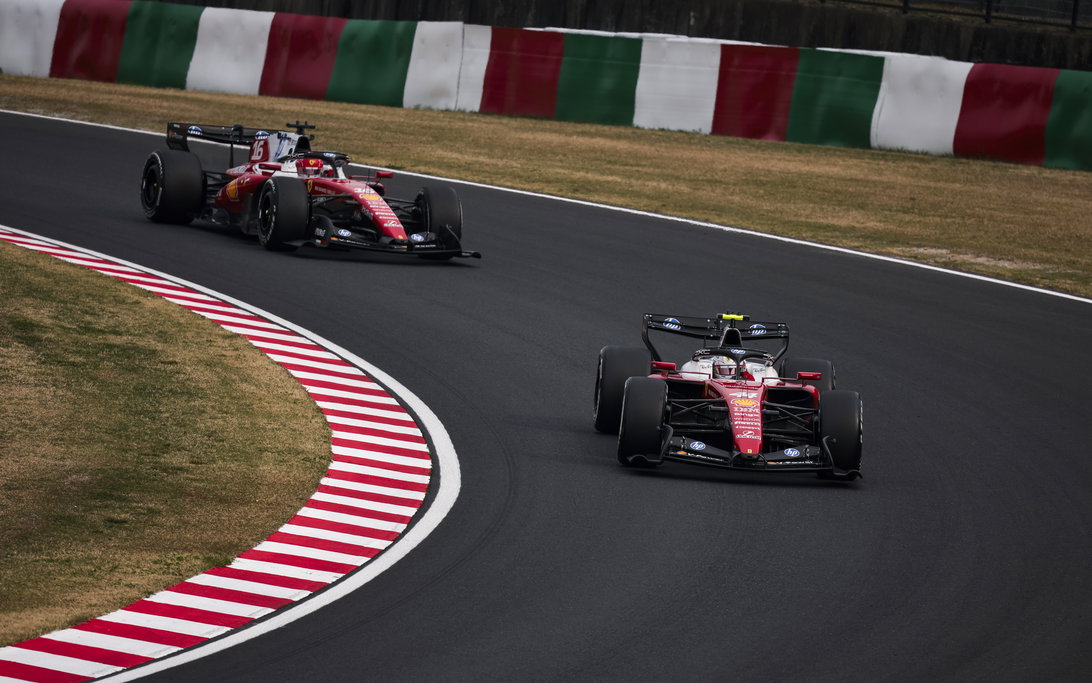 Vasseur dismisses concerns over Hamilton-Leclerc battles