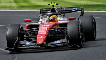 Lewis Hamilton delivers Ferrari critical F1 instruction