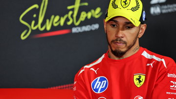 Lewis Hamilton blames himself whilst Max Verstappen calls out Red Bull - RacingNews365 Review