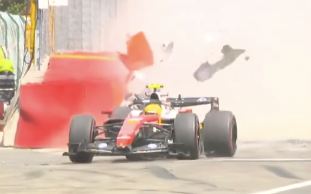 Hamilton crash Belgian practice