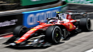 Britse tv smult van gewaagde inhaalactie Hamilton op Leclerc: "Serieus statement"