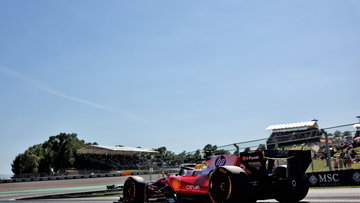 Ferrari adopt aggressive approach in pursuit of F1 rivals