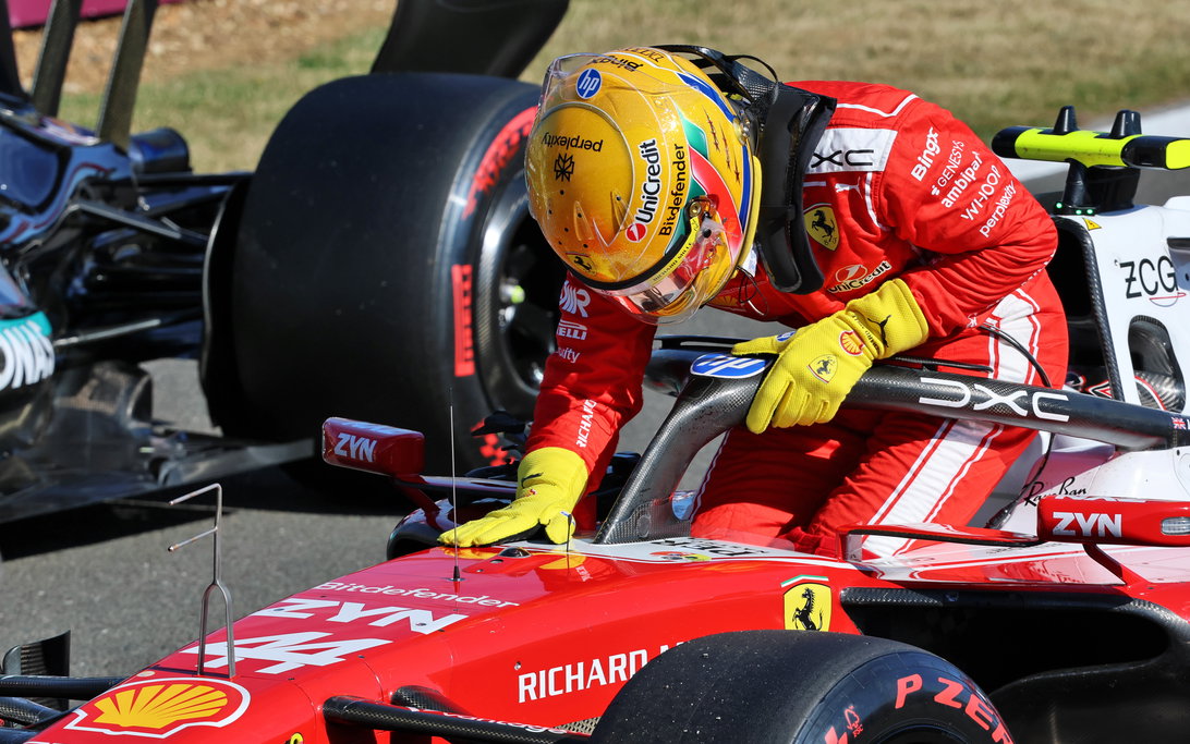 Hamilton pole SQ Silverstone