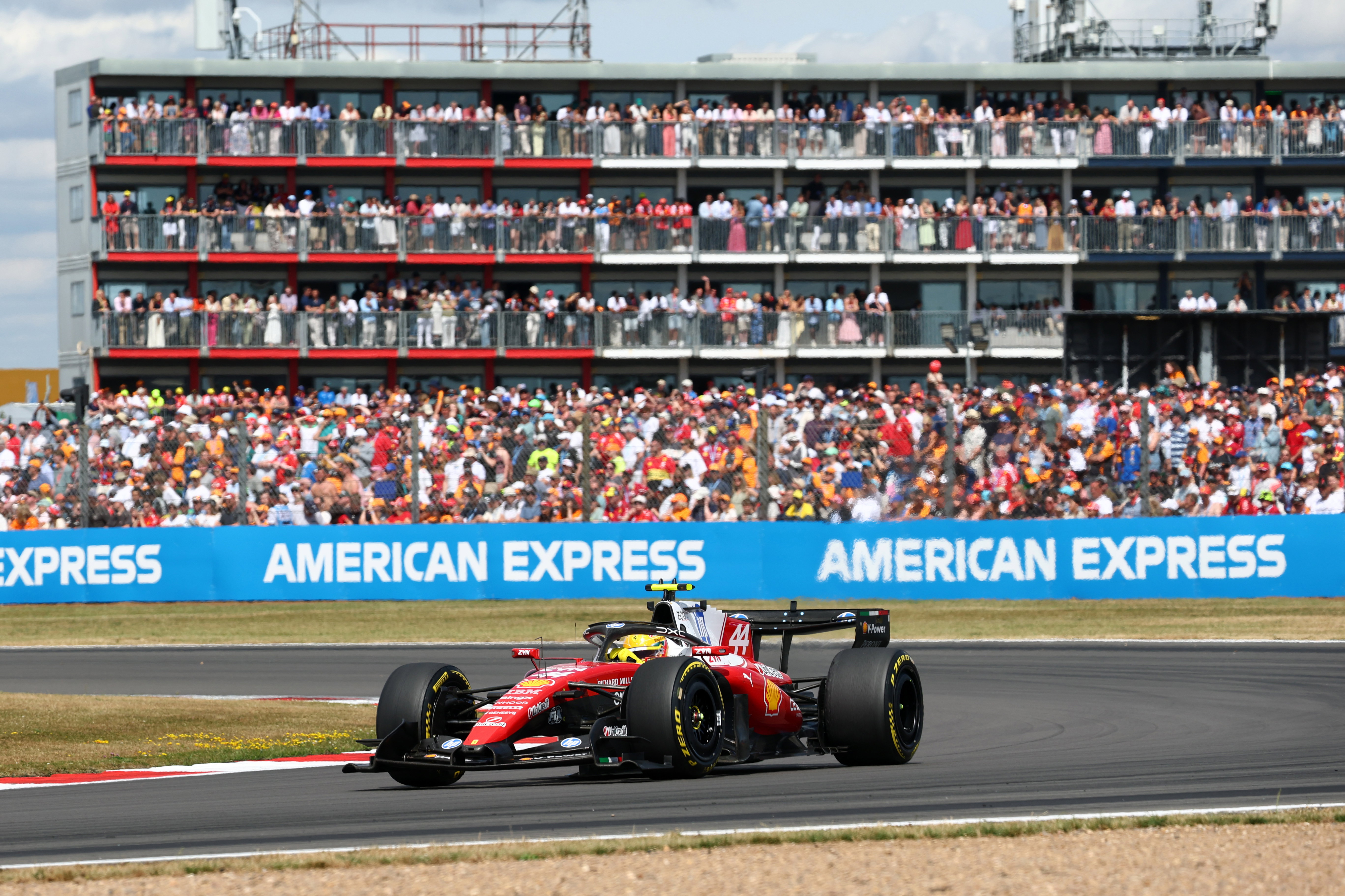 Hamilton race Silverstone