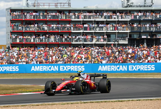 Hamilton race Silverstone