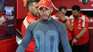 Hamilton spreekt Antonelli tegen: "Ik verlies zes tienden!"
