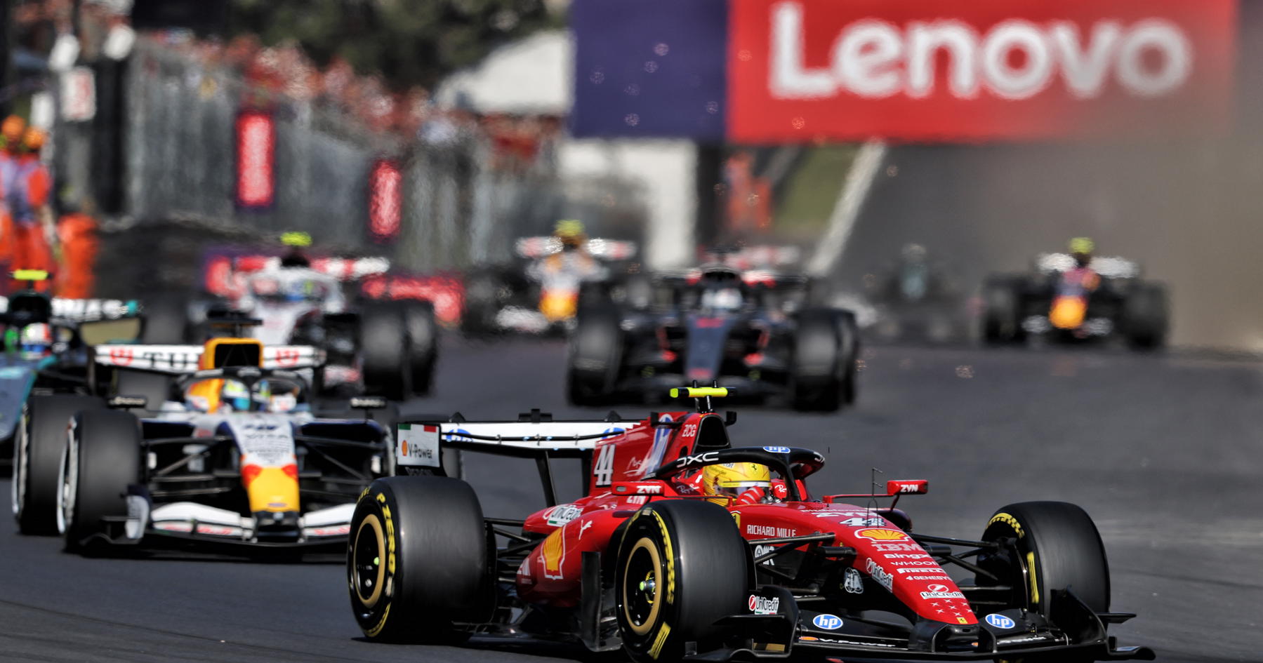 Lewis Hamilton points out ‘phenomenal’ F1 reality as differences highlighted