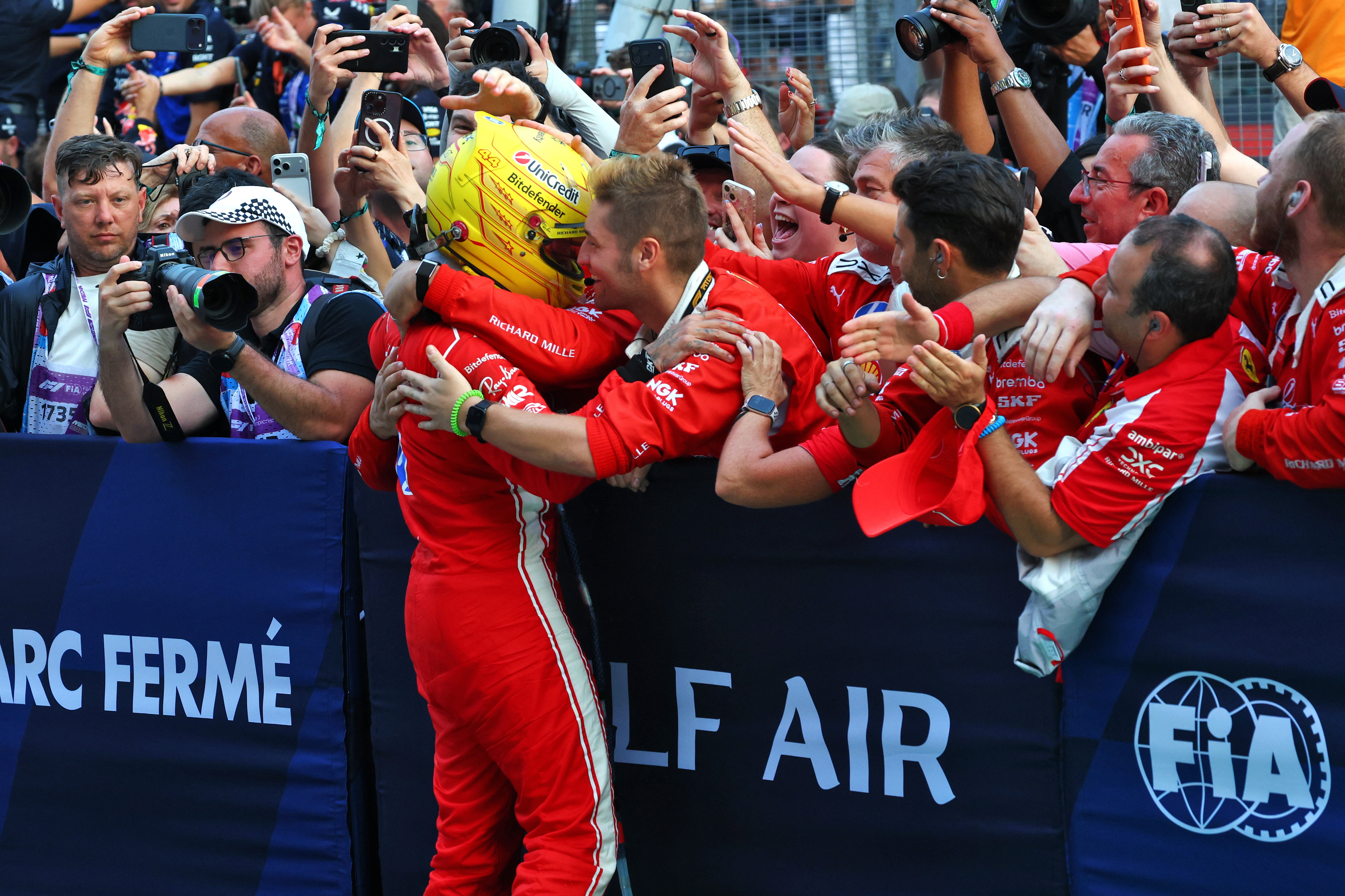 Hamilton podium Sepang