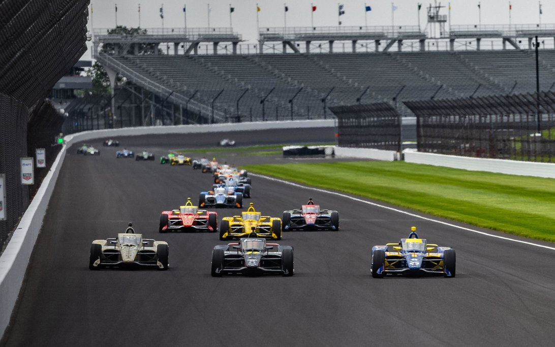 Indy 500 practice