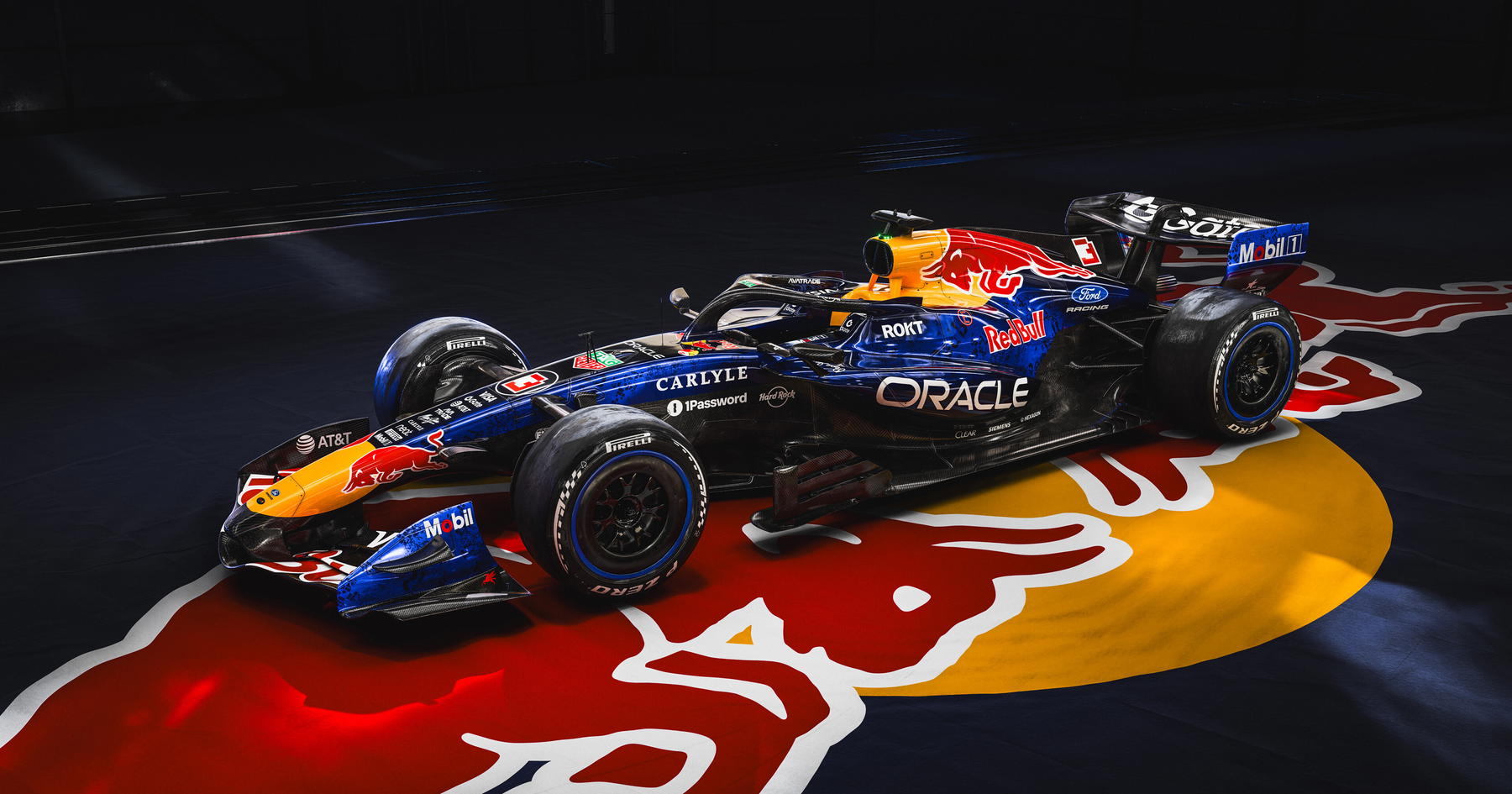 Livery Menu Breaking: Red Bull onthult spetterende nieuwe livery Verstappen ...