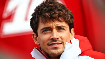 Dollend Ferrari geeft Leclerc 'Mario Kart-upgrade' in China