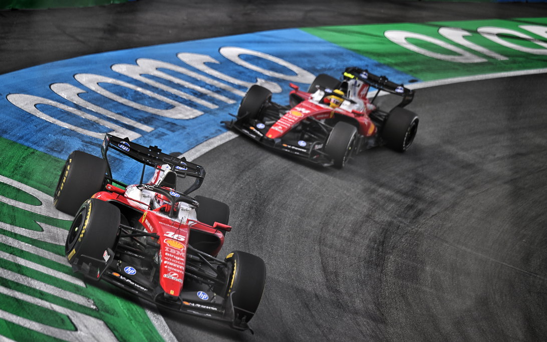 Leclerc revela ordens da Ferrari que causaram a frustração de Hamilton no GP da Holanda