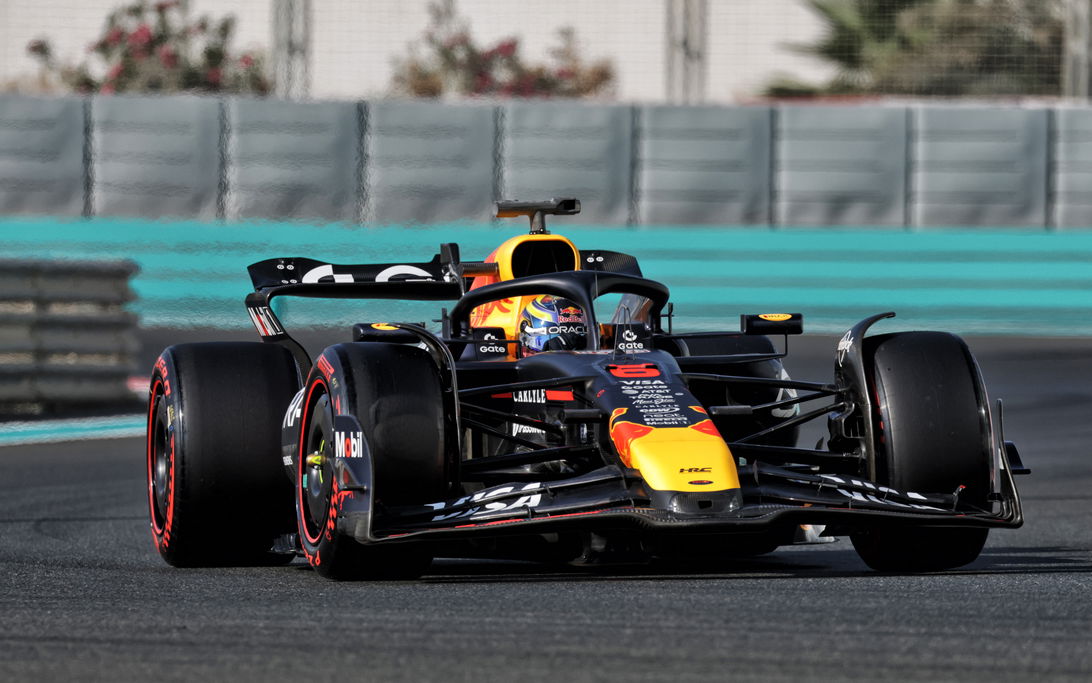 Arvid Lindblad Red Bull test Abu Dhabi