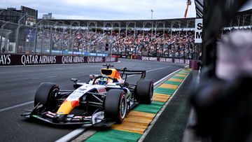 Arvid Lindblad avoids Formula E question after stunning qualifying debut