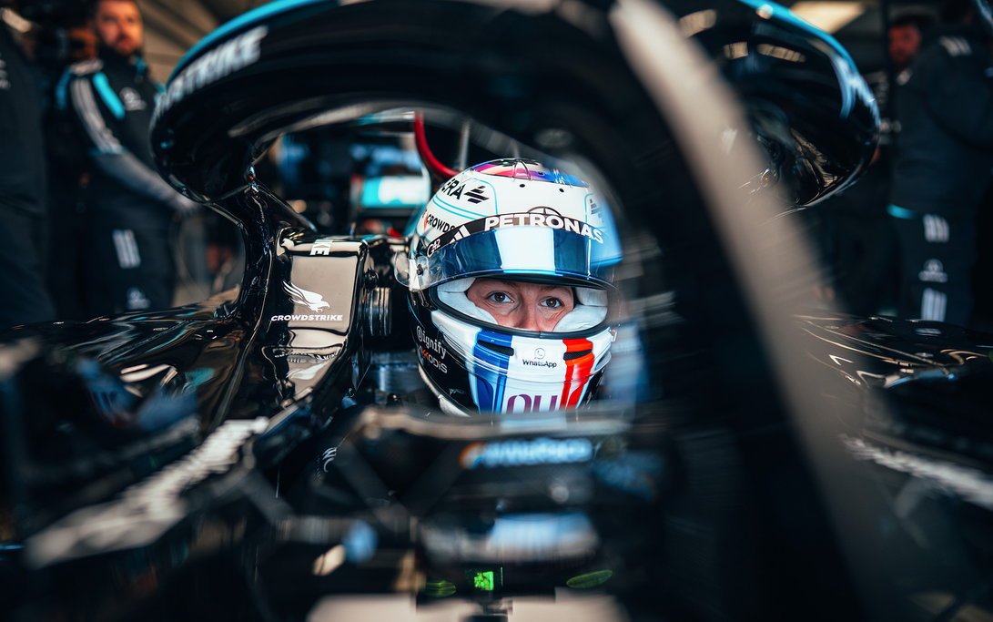 Doriane Pin hace historia al ser la primera mujer en probar un coche de F1 de Mercedes