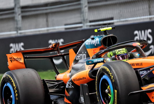 Mc Laren rear wing