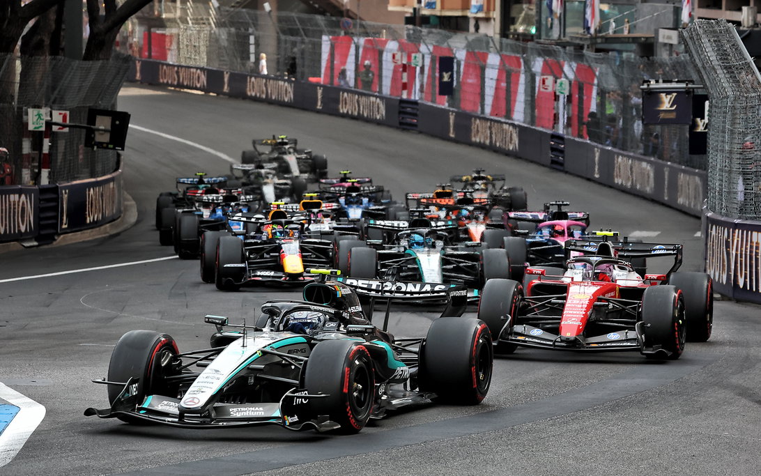 Perez Teases Drivers' WhatsApp Reaction to Monaco Sprint News