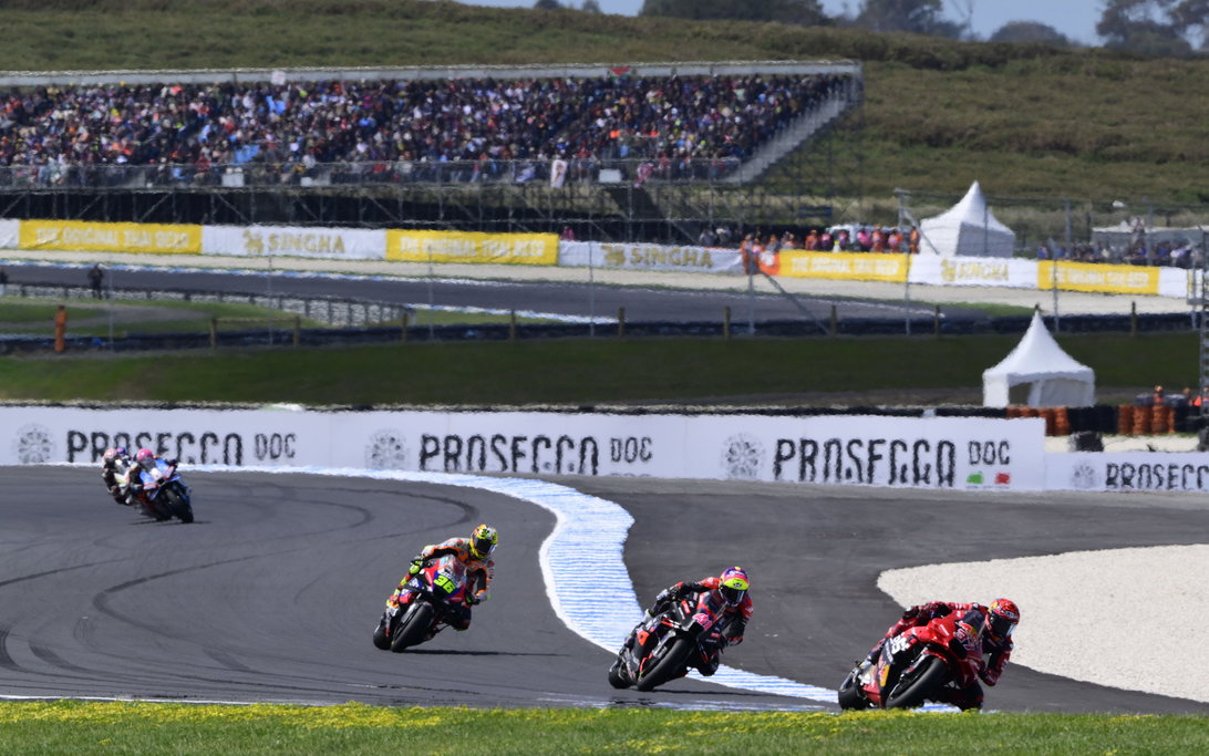 Pilotos de MotoGP enfrentam ameaça de banimento após recusa de correr no Catar