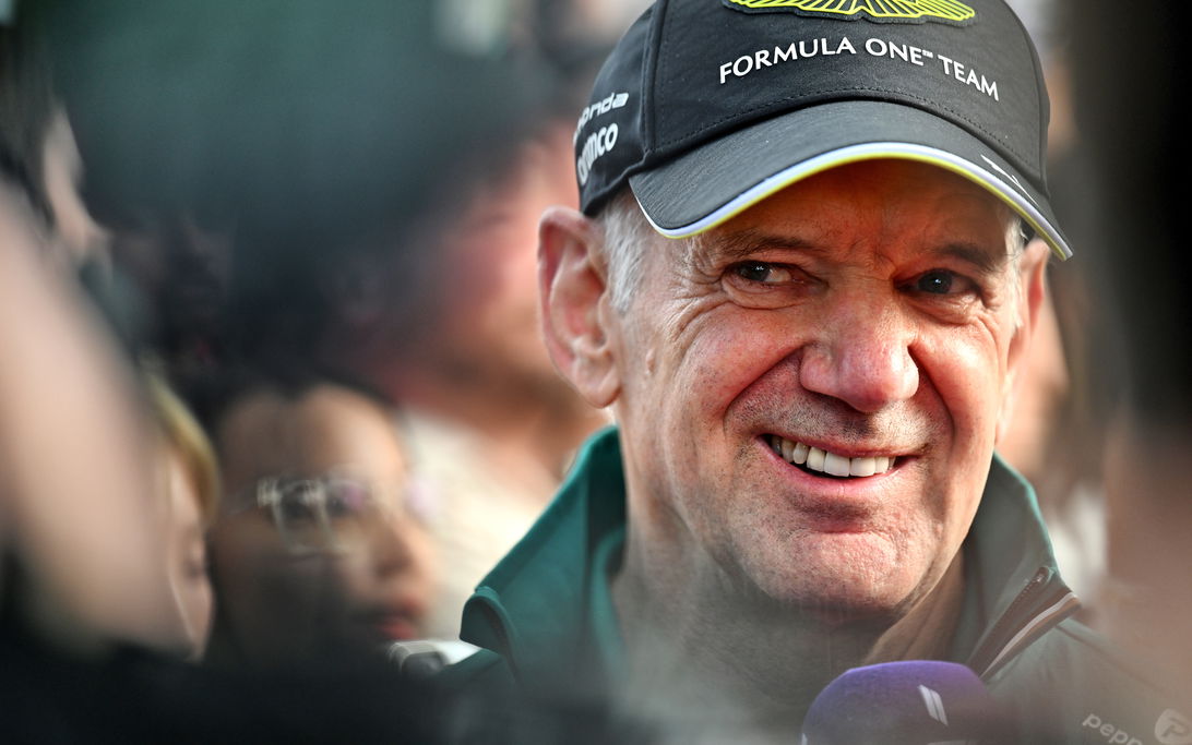 Newey predice que un desarrollo 'agresivo' impulsará a Aston Martin hacia el frente