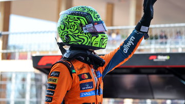 Max Verstappen and Lewis Hamilton renew rivalry as Lando Norris enjoys Miami sprint stroll