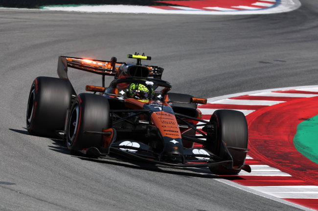 Lando Norris (GBR) McLaren F1 Team MCL40.
13.06.2026. Formula 1 World Championship, Rd 7, Barcelona-Catalunya Grand Prix, Barcelona, Spain, Qualifying Day.
 - www.xpbimages.com, EMail: requests@xpbimages.com © Copyright: Coates / XPB Images