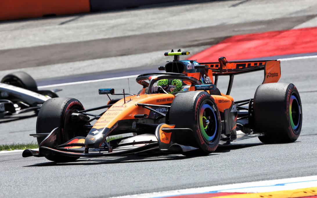 McLaren explica desistência frustrante de asa traseira experimental na última hora