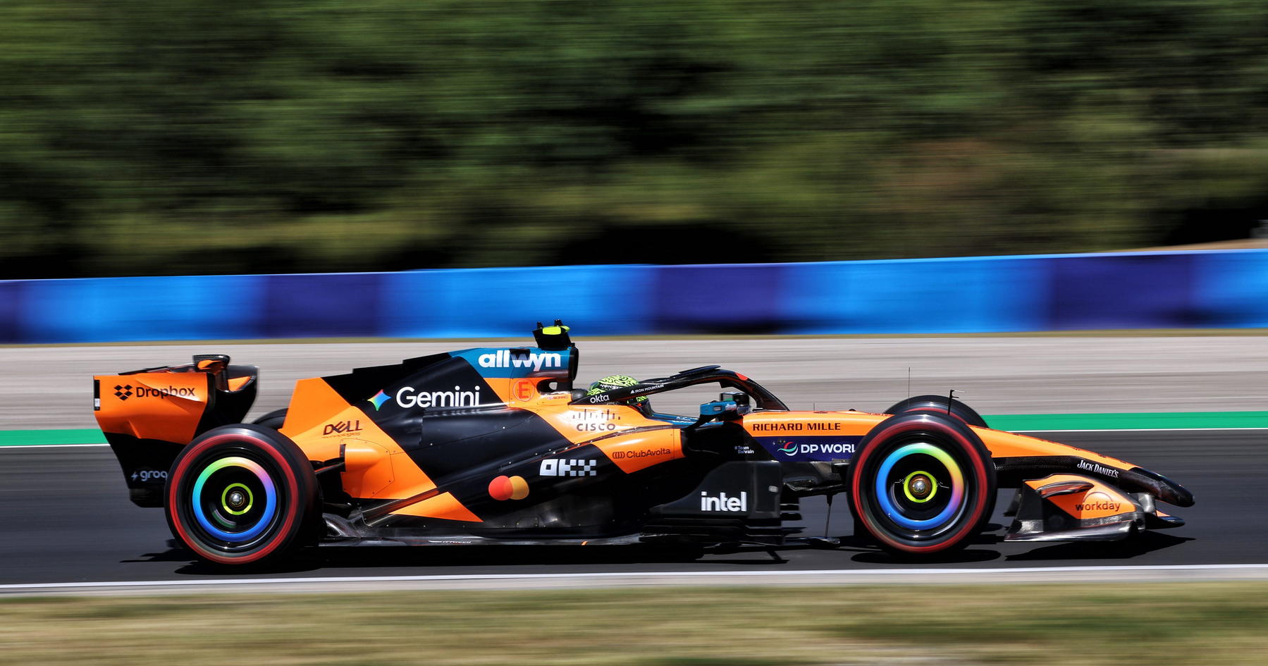 F1 drivers facing key decision in tricky Hungarian GP