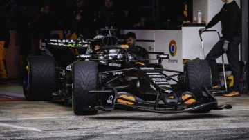 Zien: Gecamoufleerde McLaren debuteert tijdens nieuw F1-tijdperk