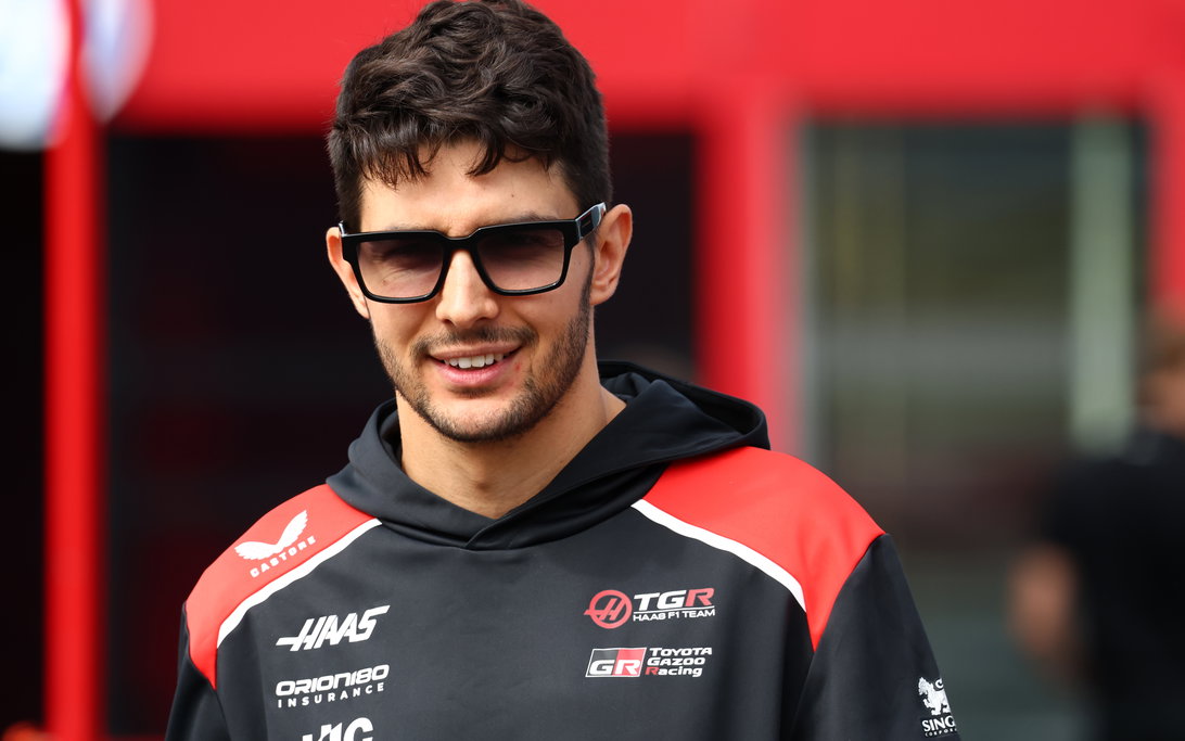 El CEO de la Fórmula E pone la mira en Esteban Ocon tras su salida de Haas
