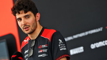 Ocon reageert fel op vertrek bij Haas: "Ik verdien het om hier te zijn"