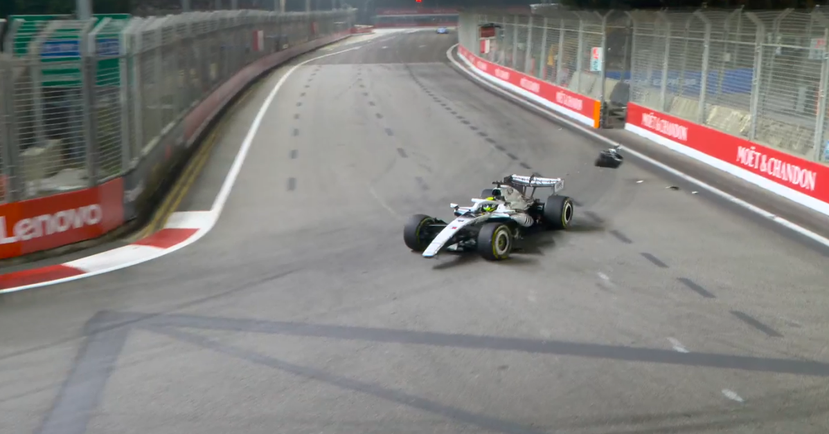Sergio Perez crash sparks first Singapore Grand Prix red flag