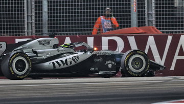 Sergio Perez points 'aggressive' finger of blame for sprint qualifying crash