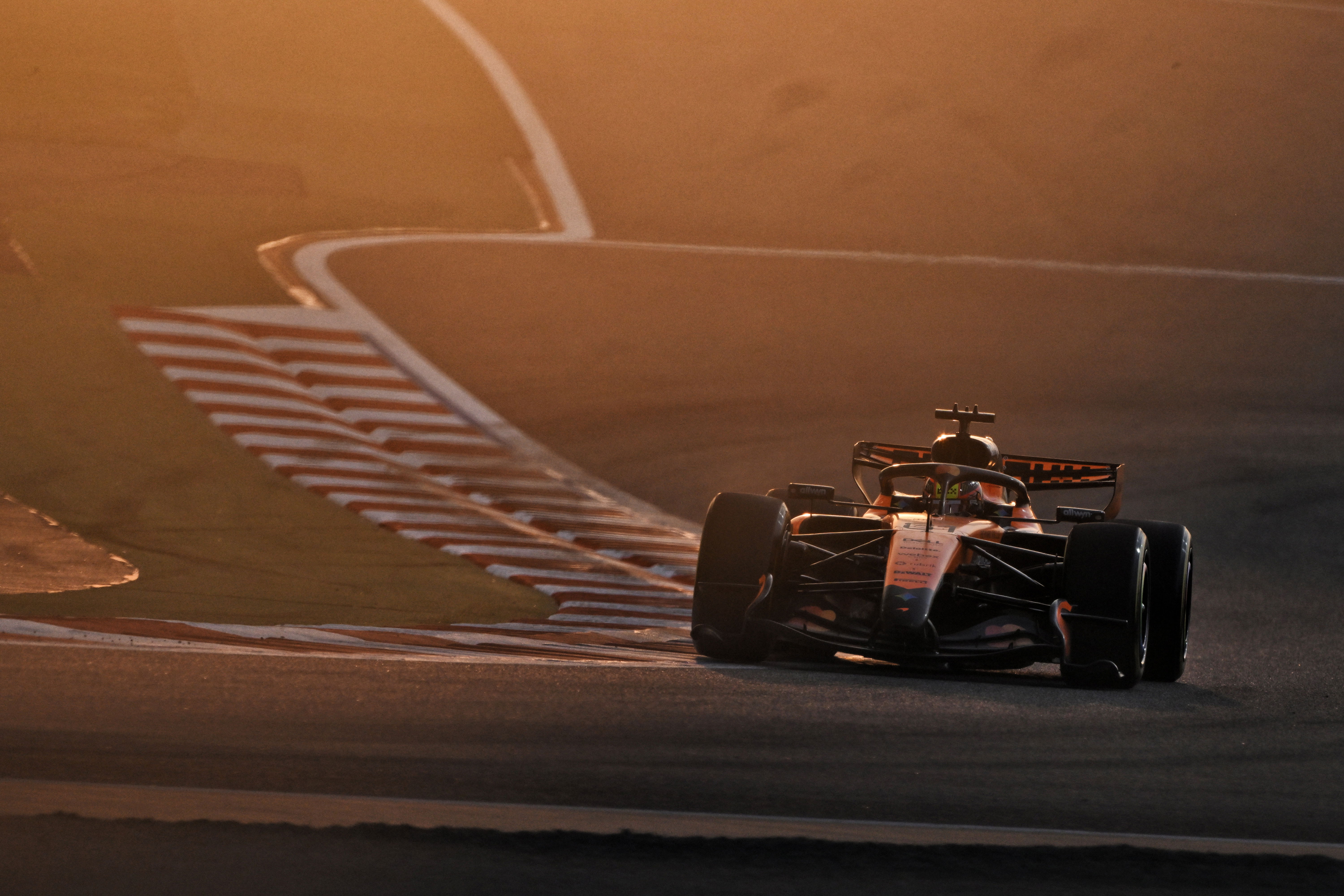 Piastri Bahrain test