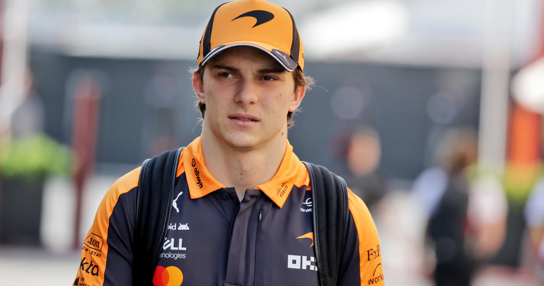 Oscar Piastri apologises after embarrassing Australia disaster
