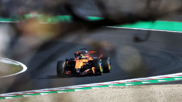 LIVE: Piastri fastest in Japan practice as Verstappen endures horror day