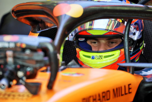 Piastri day 2 week 2 Bahrain test