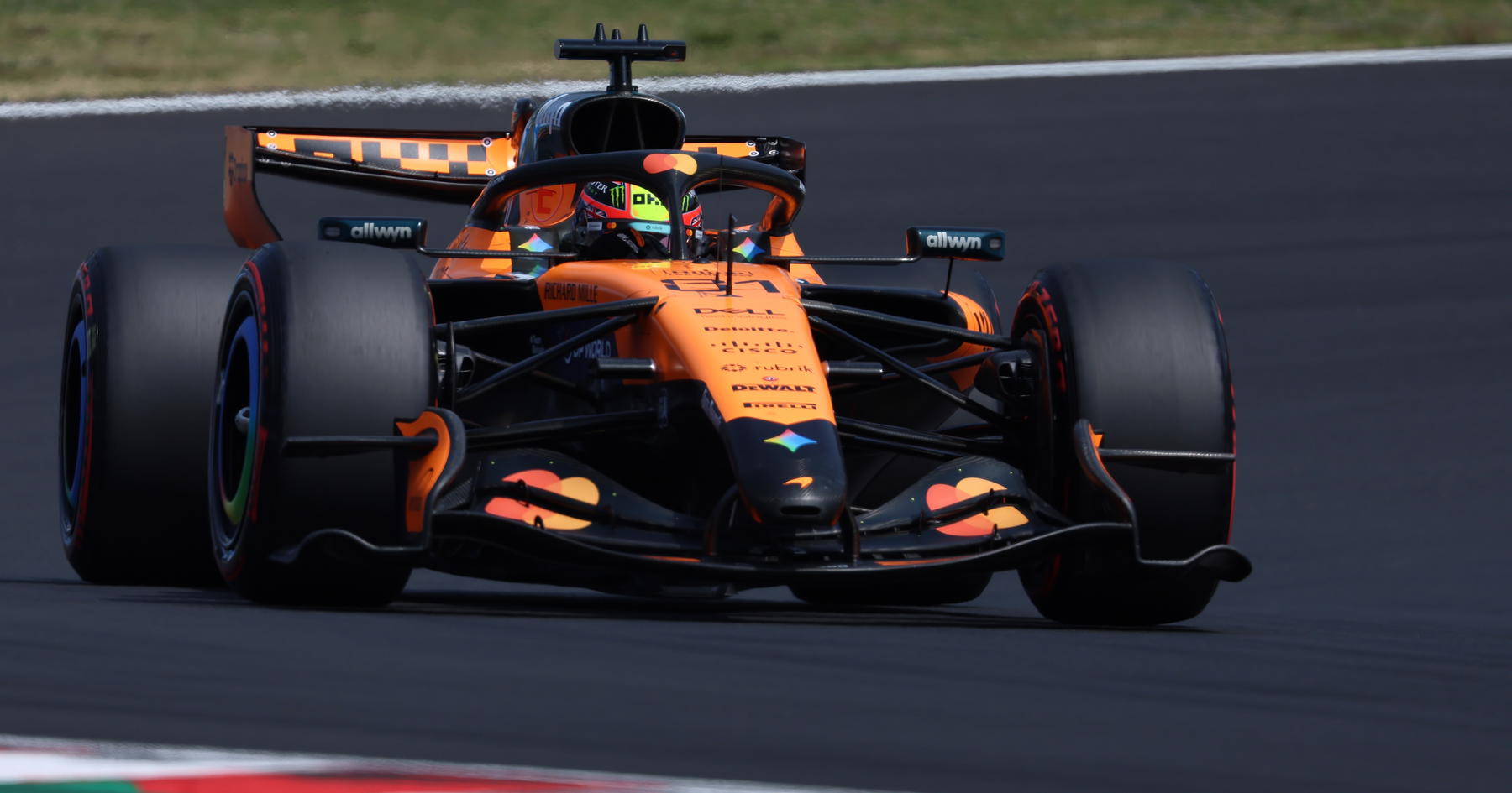 McLaren reveal twin reasons behind 'F1 dark side' start to 2026