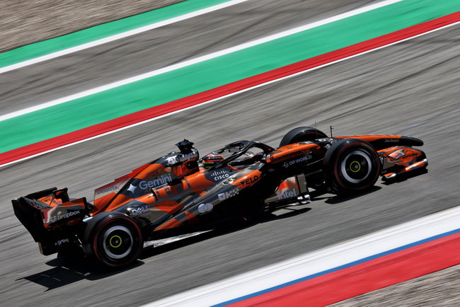Oscar Piastri (AUS) McLaren F1 Team MCL40.
12.06.2026. Formula 1 World Championship, Rd 7, Barcelona-Catalunya Grand Prix, Barcelona, Spain, Practice Day.
- www.xpbimages.com, EMail: requests@xpbimages.com © Copyright: Charniaux / XPB Images