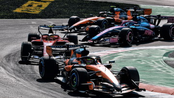Oscar Piastri explains 'quite bizarre' Italian GP battle with Lewis Hamilton