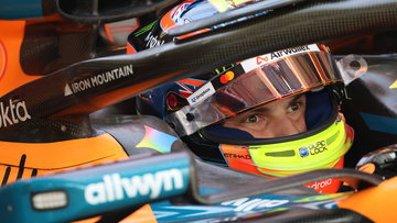 Piastri verbijsterd door extreme uitdaging: "Het zijn steentjes!"