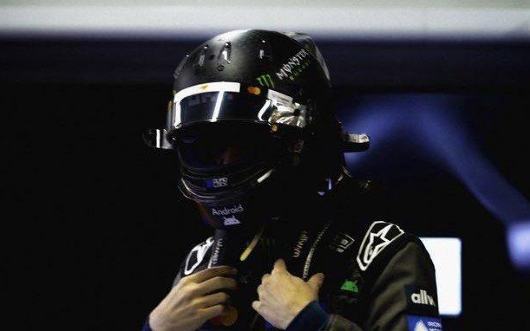 McLaren races to fix fuel issue after Piastri's test day cut short