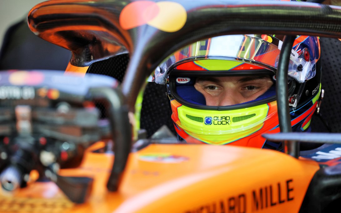 Piastri day 2 week 2 Bahrain test