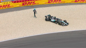 George Russell F1 title hopes suffer huge blow after Lewis Hamilton collision