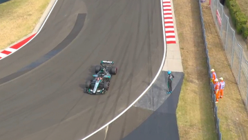 Mercedes confirm cause of latest George Russell on-track stoppage