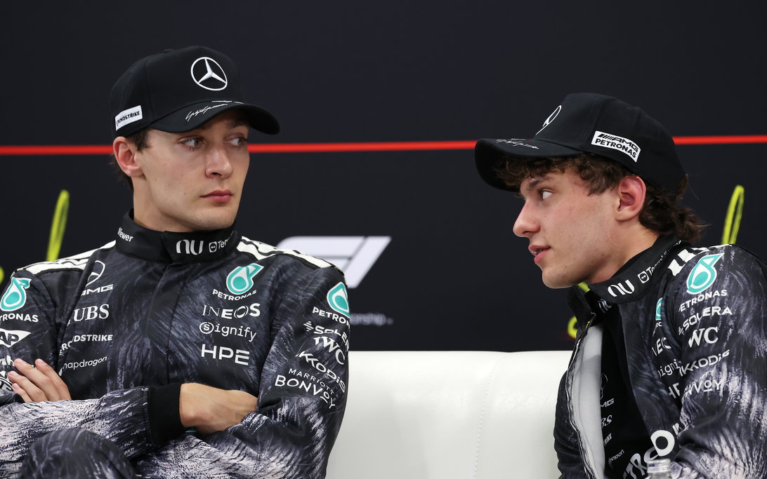 Coulthard urges Russell to treat Mercedes title fight as a 'war zone'