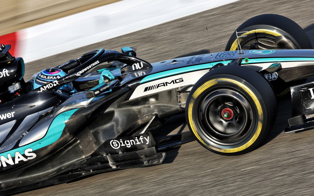 Russell day 1 week 2 Bahrain test