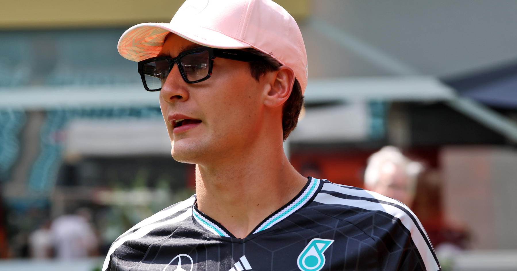 Russell hekelt F1-regelwijzigingen: "Dan kunnen we net zo goed Formule 2 rijden"