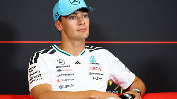 Russell gooit Mercedes-deur dicht voor Verstappen